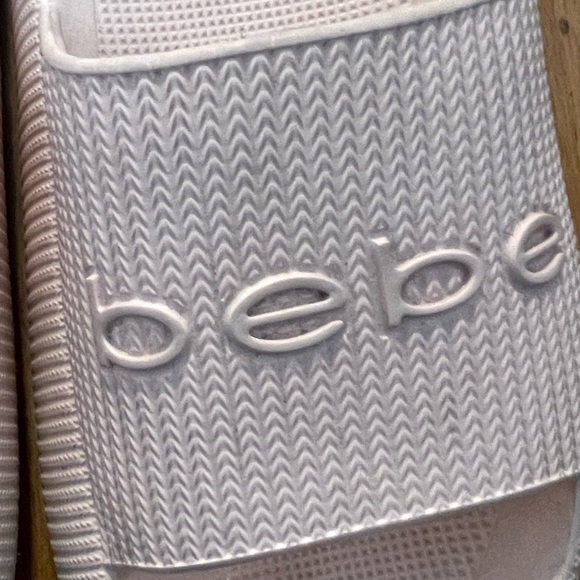 Light pink slides - Picture 2 of 4